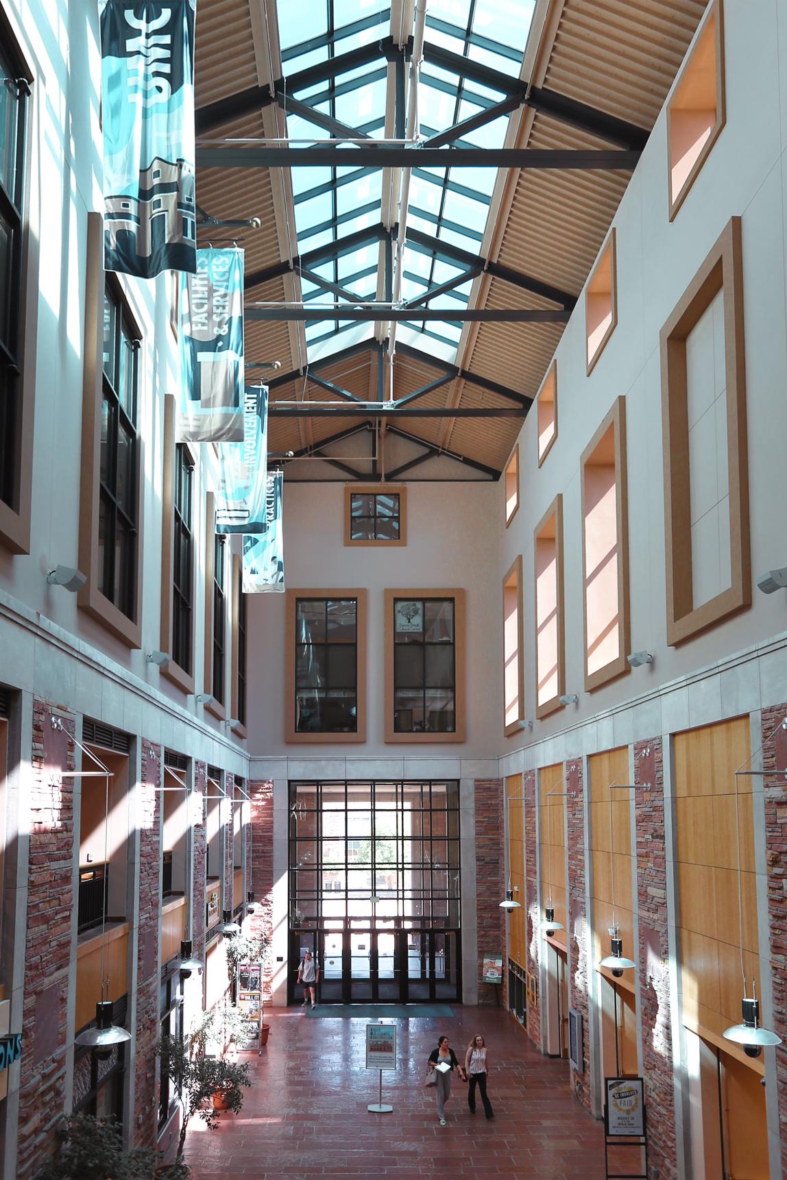 콜로라도 대학교, 볼더 콘텐츠 019