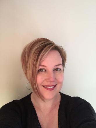 andrea mitchell dublin headshot