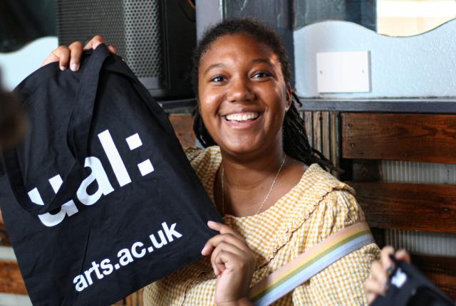 UAL Student and Tote Bag with Logo